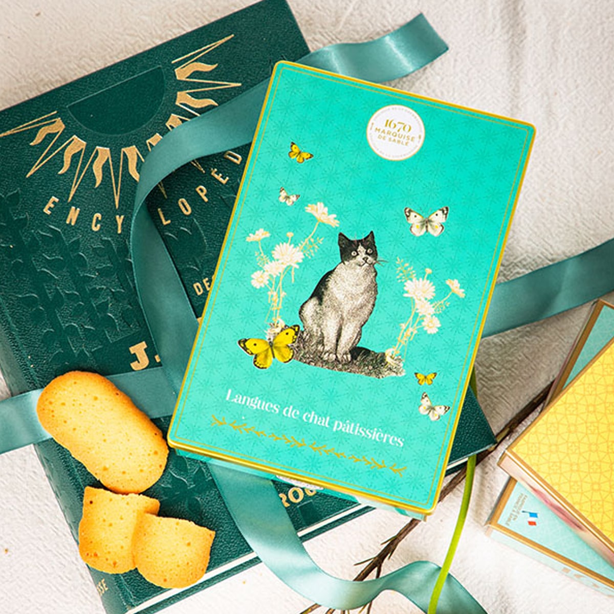 Pastry Cat Langues Box